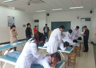 ������ҽ���ʦ��ѵ����